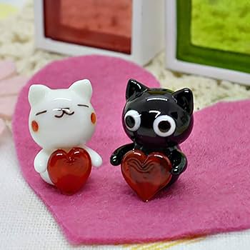 ガラス細工　ミニチュア　クロネコ　シロネコ ガラス細工ミニチュアクロネコシロネコ